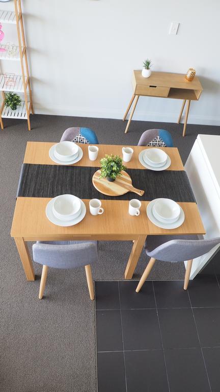 Skygarden Olympic Park View 2 Bedroom * Sydney