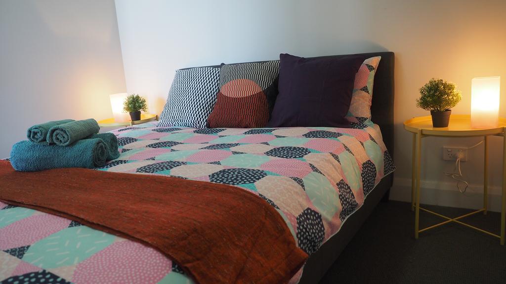 Skygarden Olympic Park View 2 Bedroom Apartment Sydney