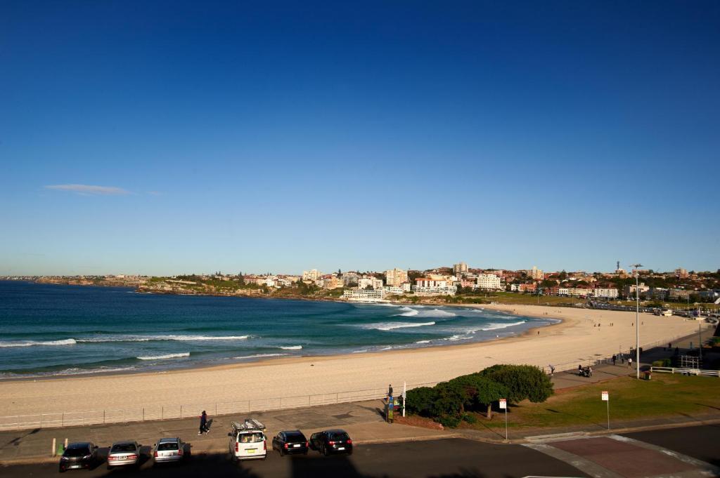 Aparthotel Holiday & Bondi Junction Sydney