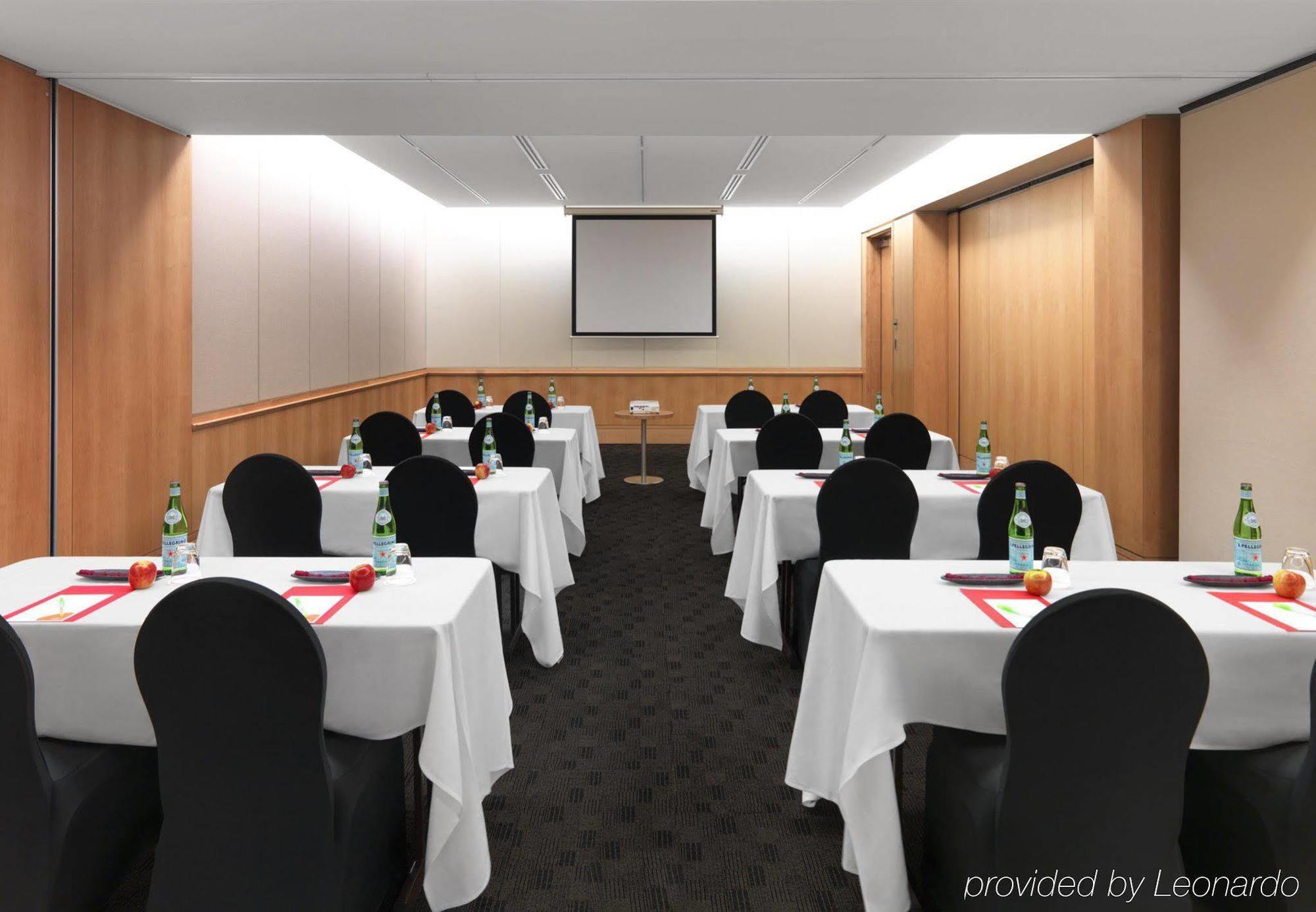 Hotel Crowne Plaza Macquarie Park By Ihg Sydney