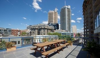 Jackaroo * Sydney