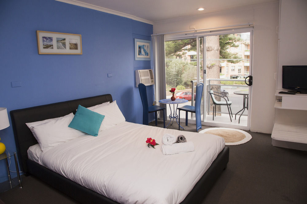 Motel Manly Waves 2*