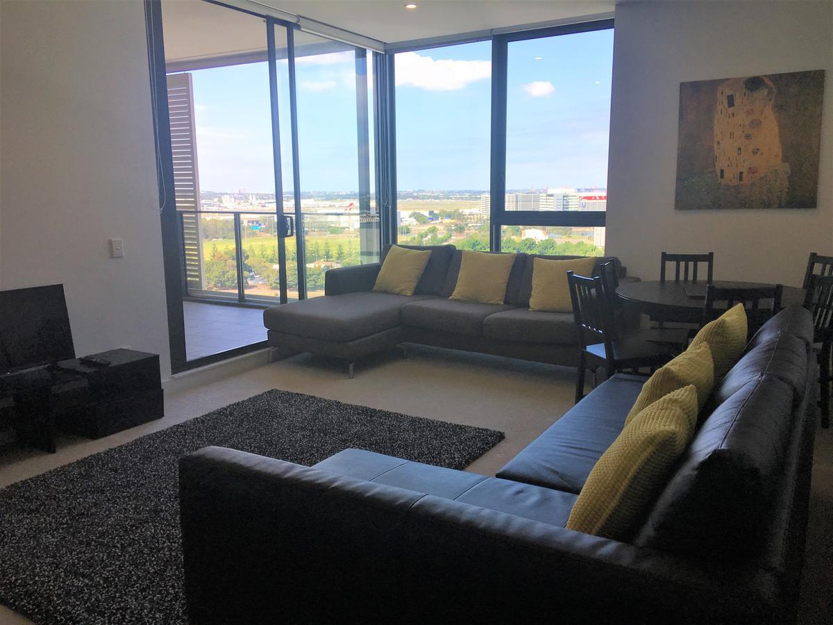 Apartment Panoramic Views In Luxurious Brand New *