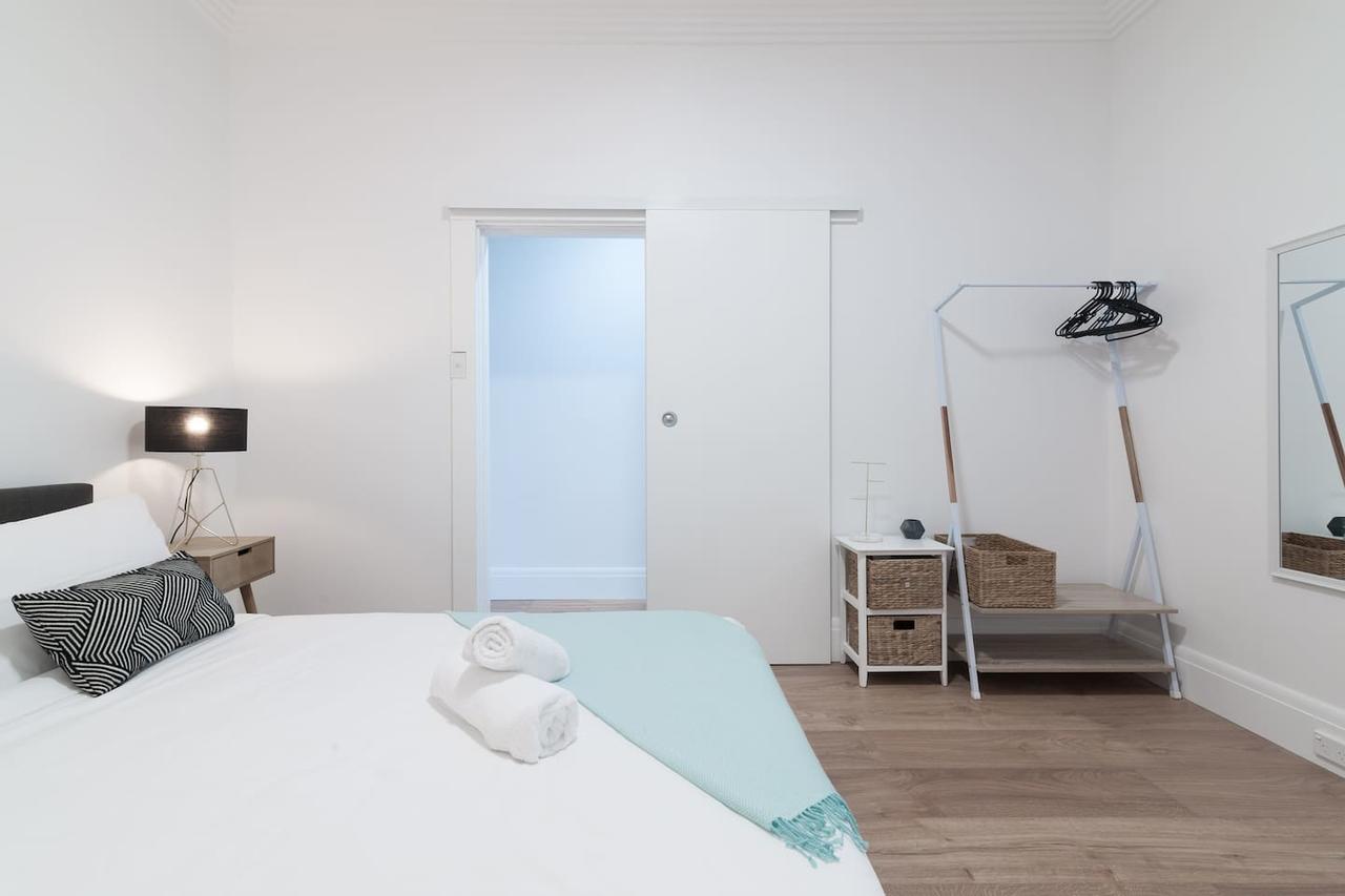 Art Deco Mosman Dream-minutes Drive To Balmoral Apartment
