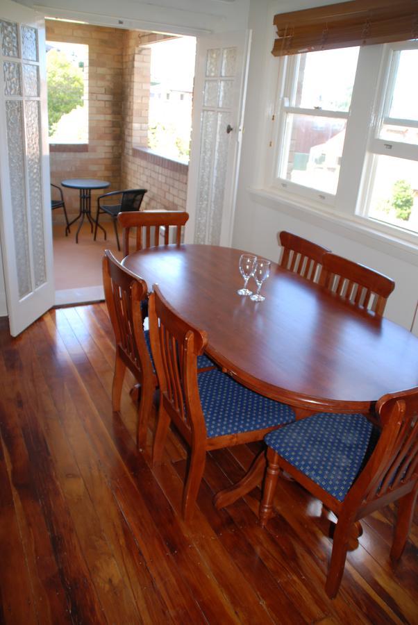 Rockdale - 2 Bedroom Pet Friendly Budget Near Rockdale Station And Brighton Le Sands Apartment Sydney