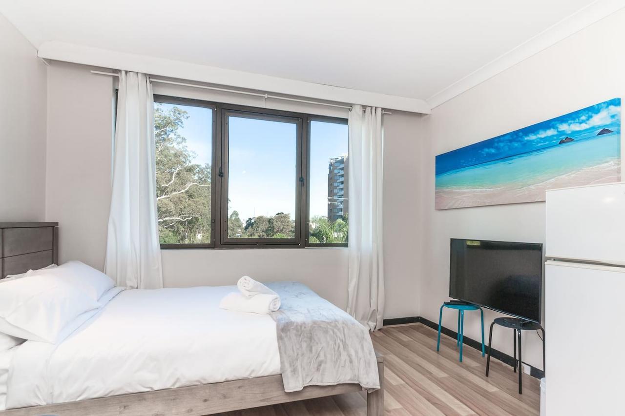 Lane Cove Studio - Pool - Parking - Wifi
