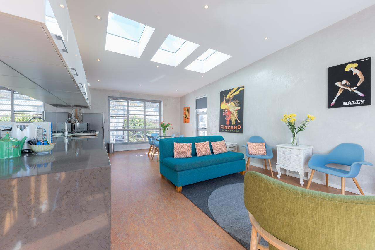 Chic East Pad * Sydney