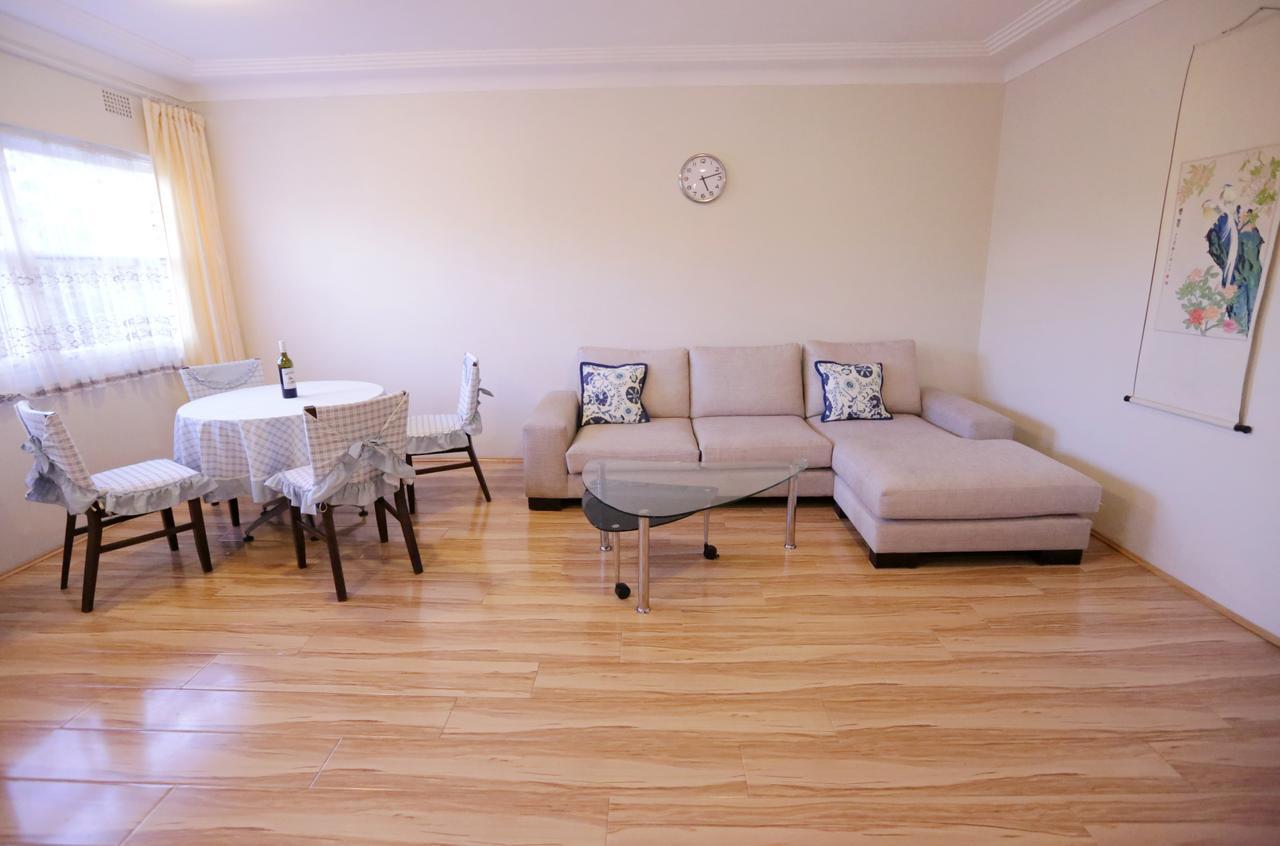 Privatunterkunft Ausmine Affordable 2br Self Contained Flats