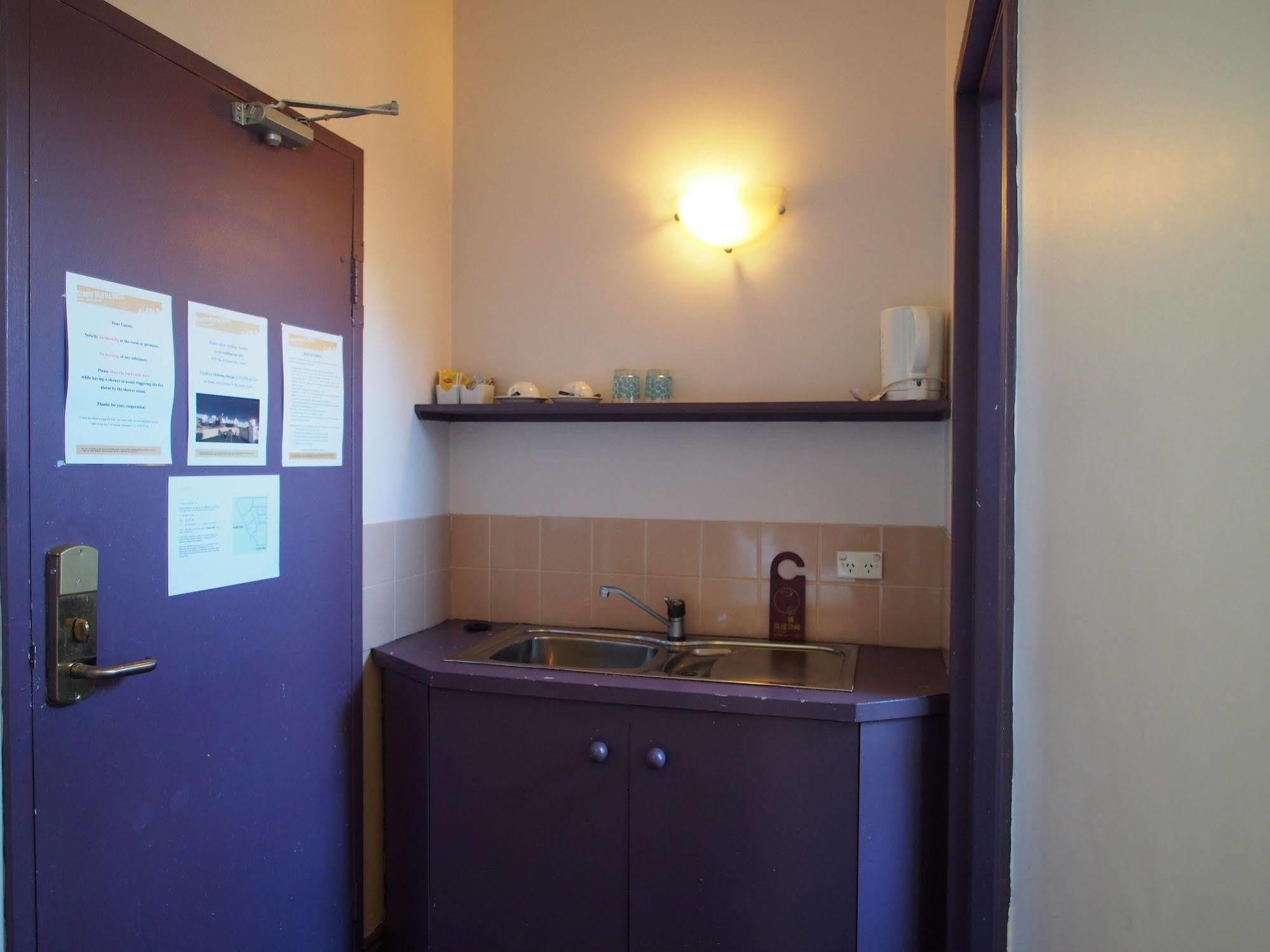 Hotel Budget