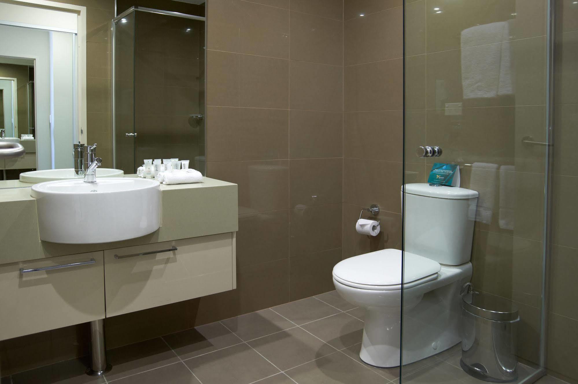 Holiday & Bondi Junction 4*