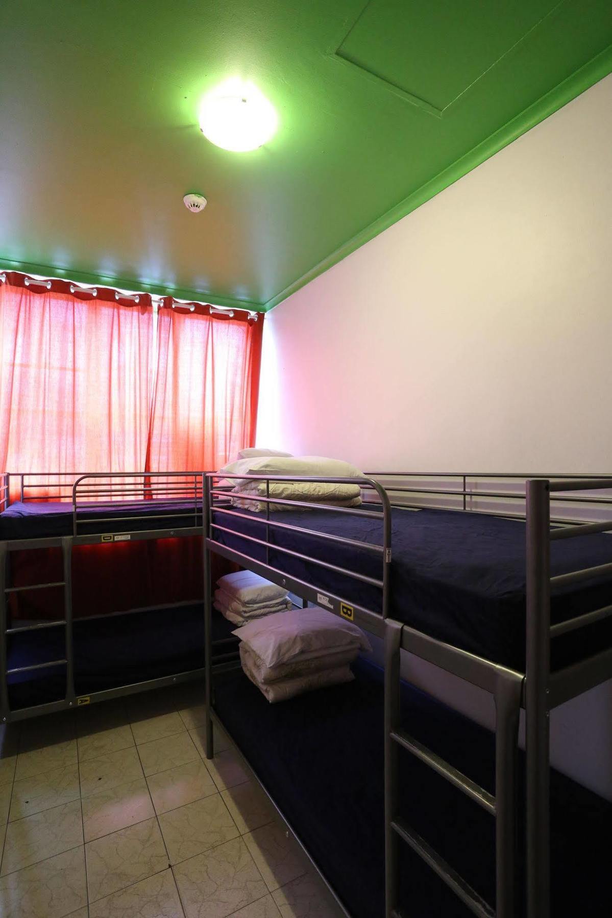 Perk Hostel *