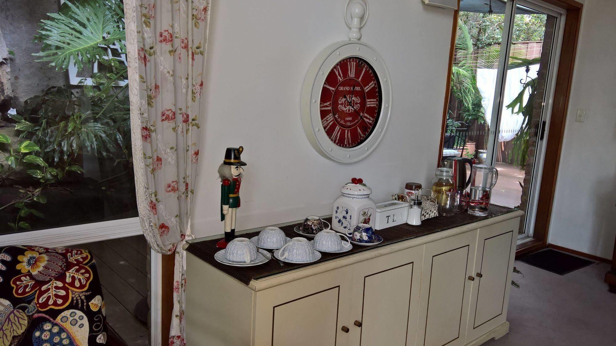 Linley House Acomodação com café da manhã  3*