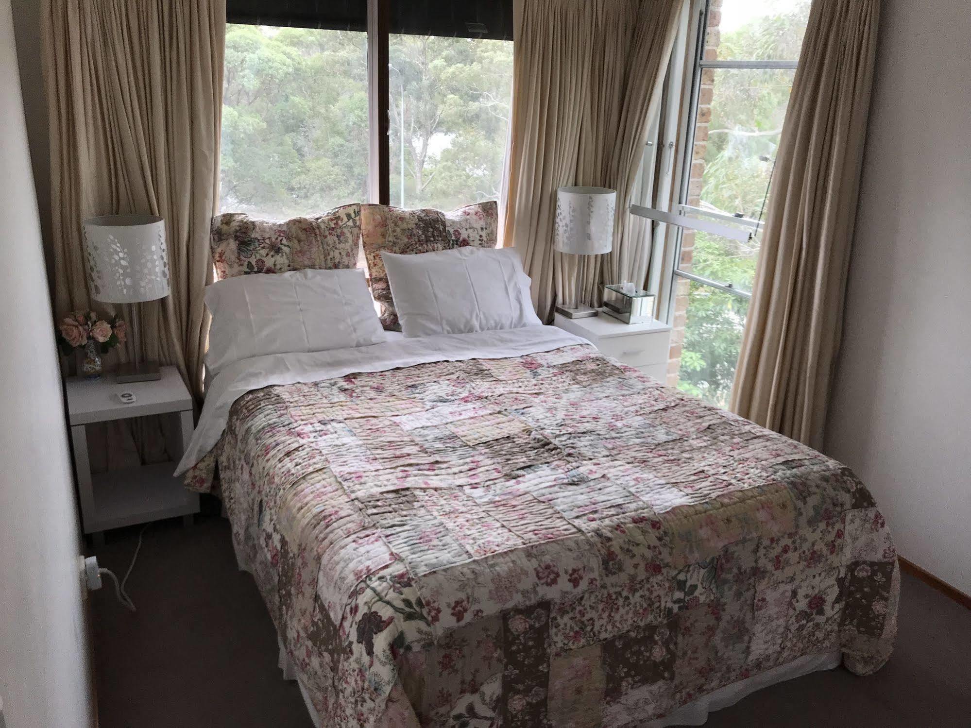 Linley House Acomodação com café da manhã  3*
