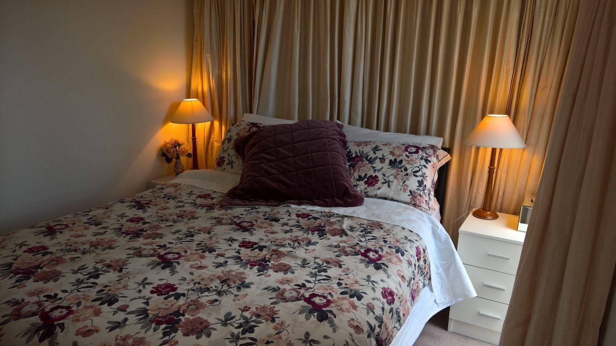Acomodação com café da manhã  Linley House 3*