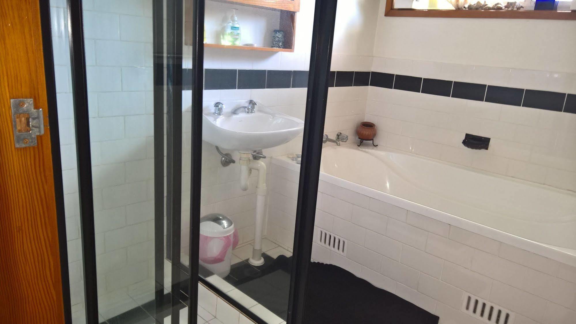 Linley House 3* Sidney