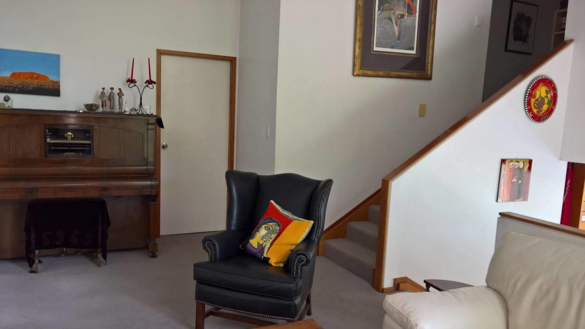 Linley House 3*