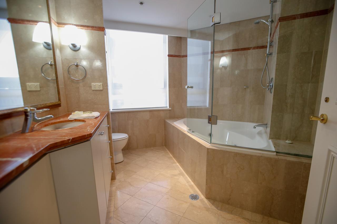 Apartment Bond 1603 Self Catering Sydney