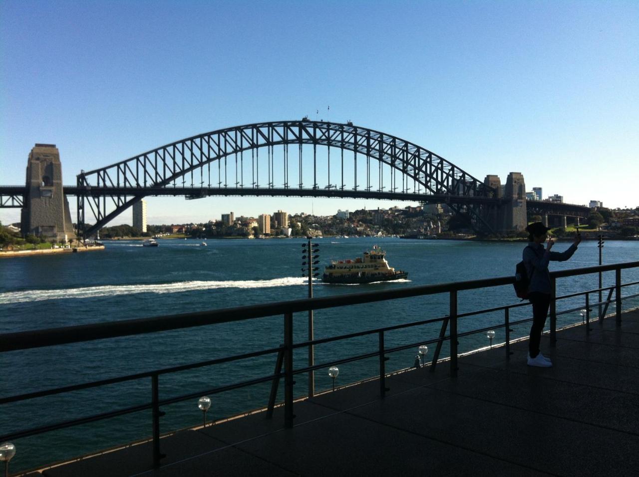 3 Bedrooms Near Airport * Sydney