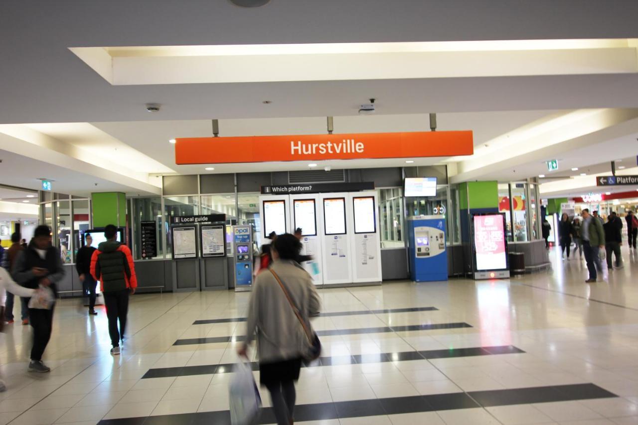 3 Bedrooms Near Airport Sydney