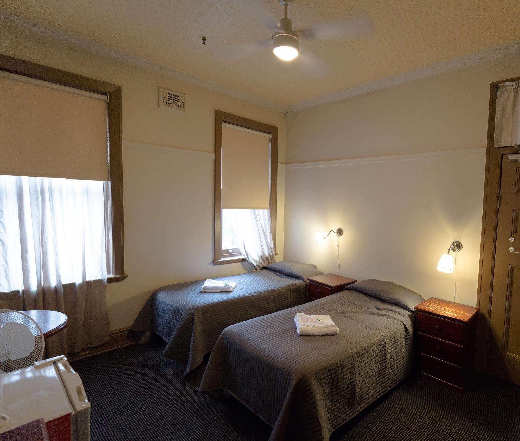 Dunkirk Pyrmont 2*