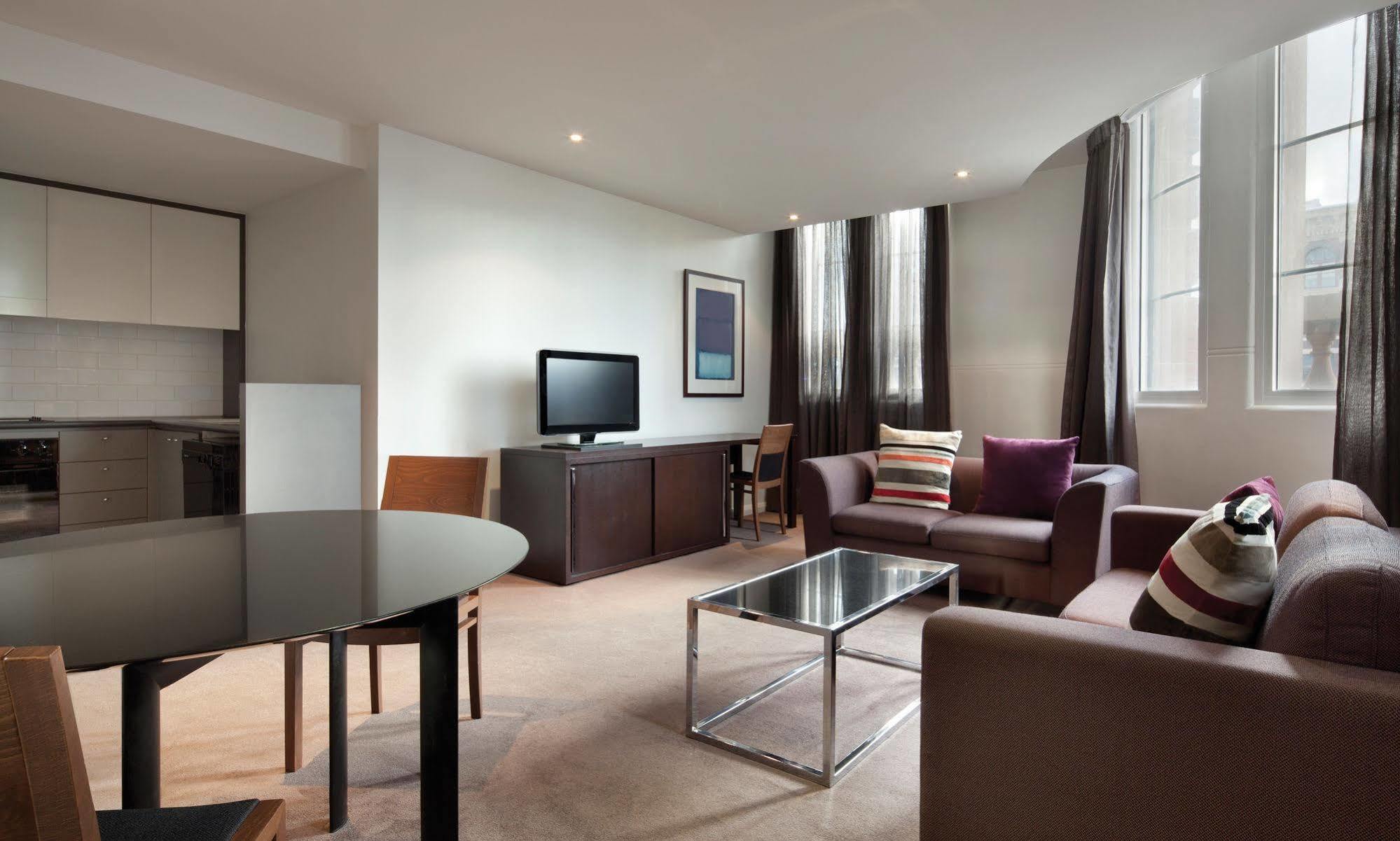 Aparthotel Adina Sydney