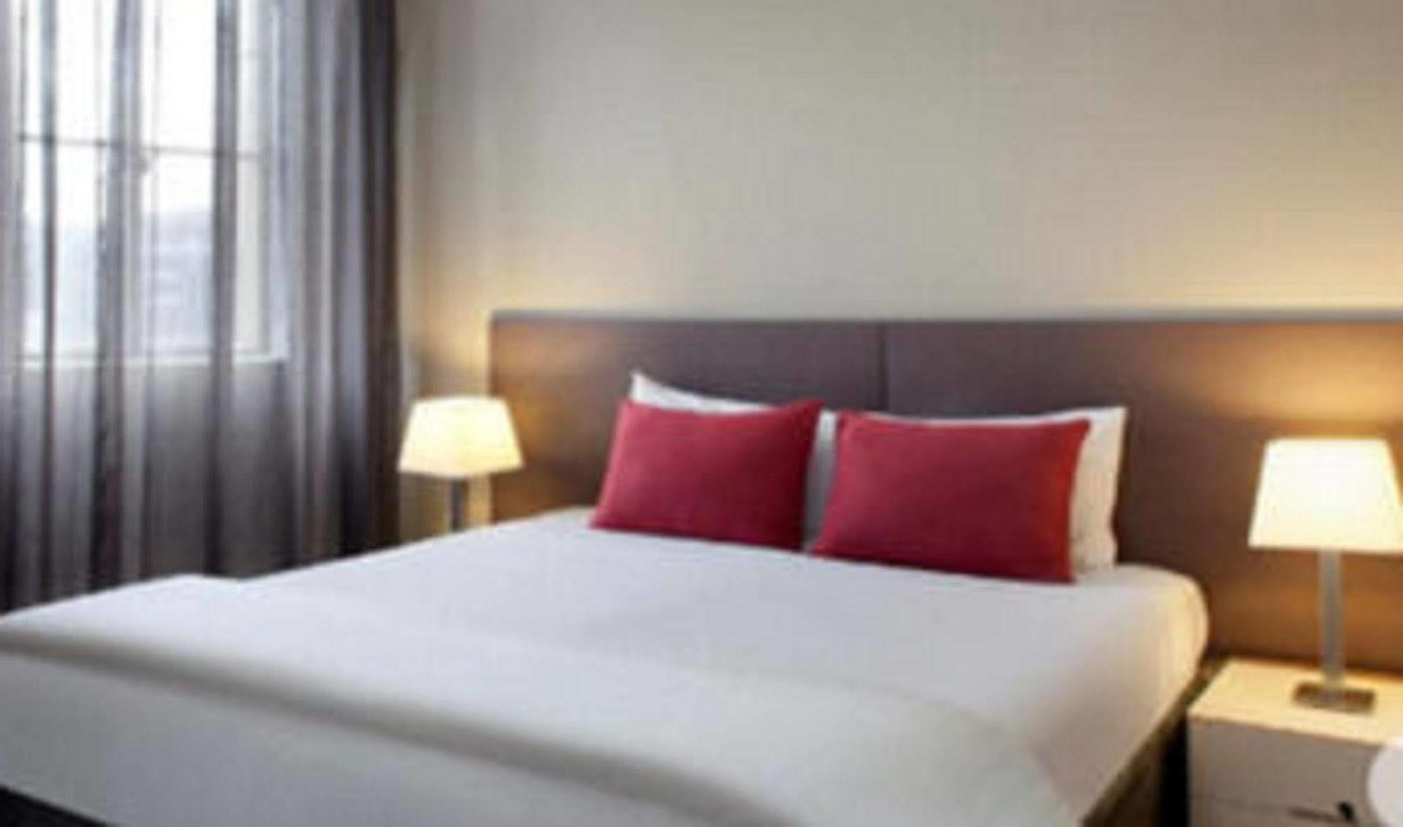 Adina Aparthotel Sydney