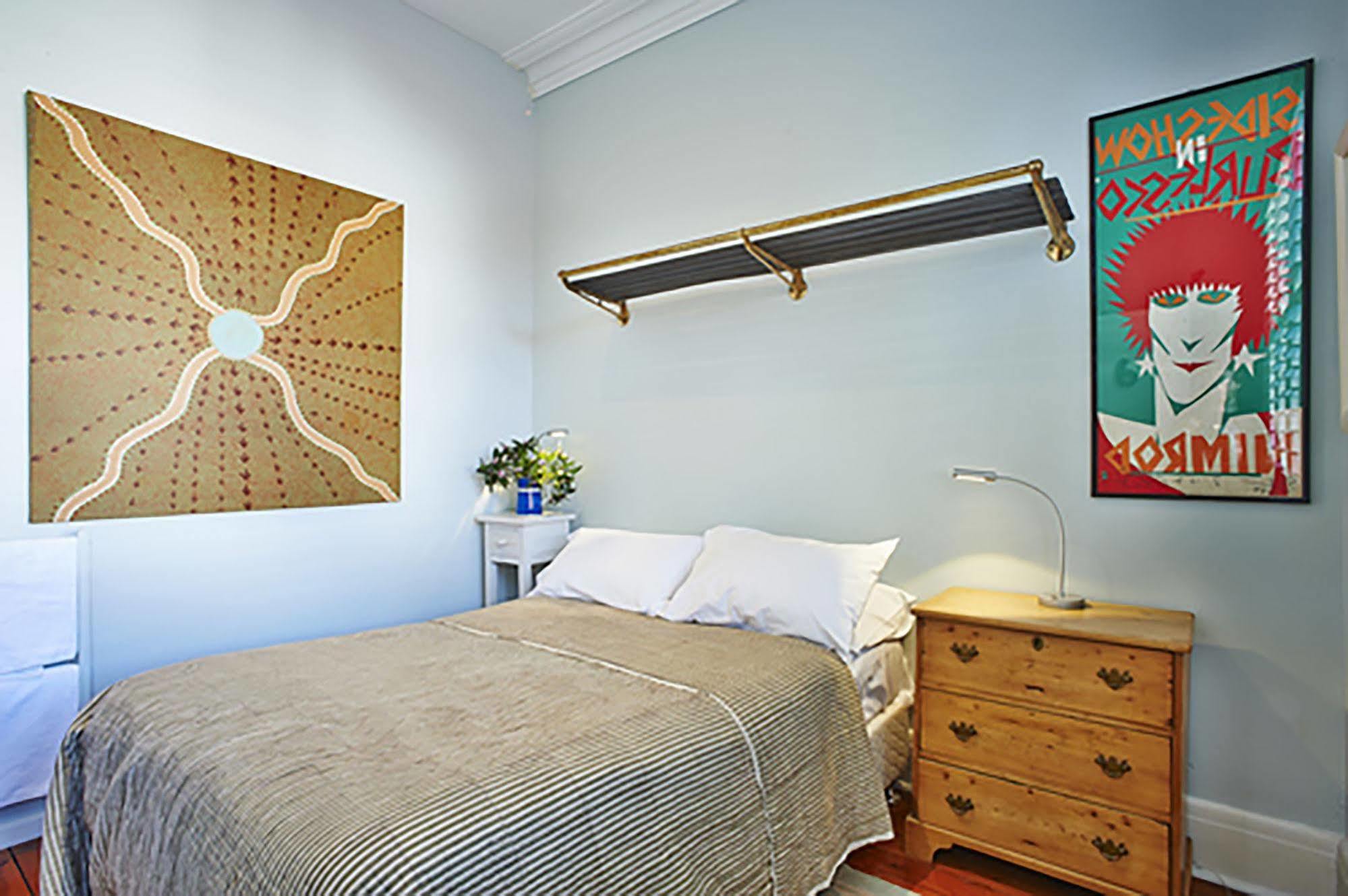 Bondi House 3*