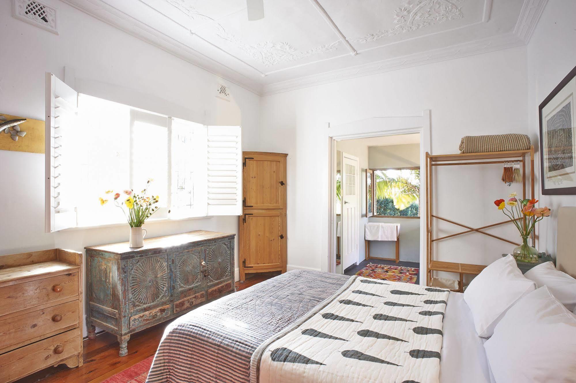 Bondi House 3*