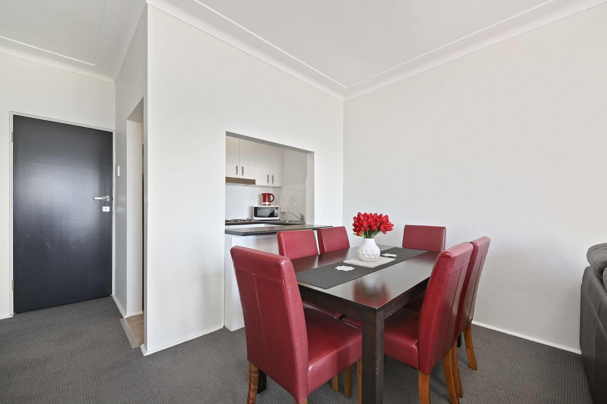 Le-sands Apartment