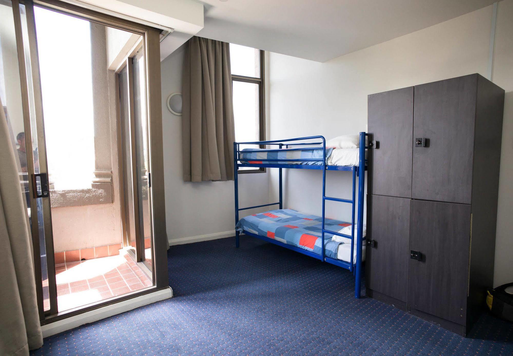 Albergue Yha *
