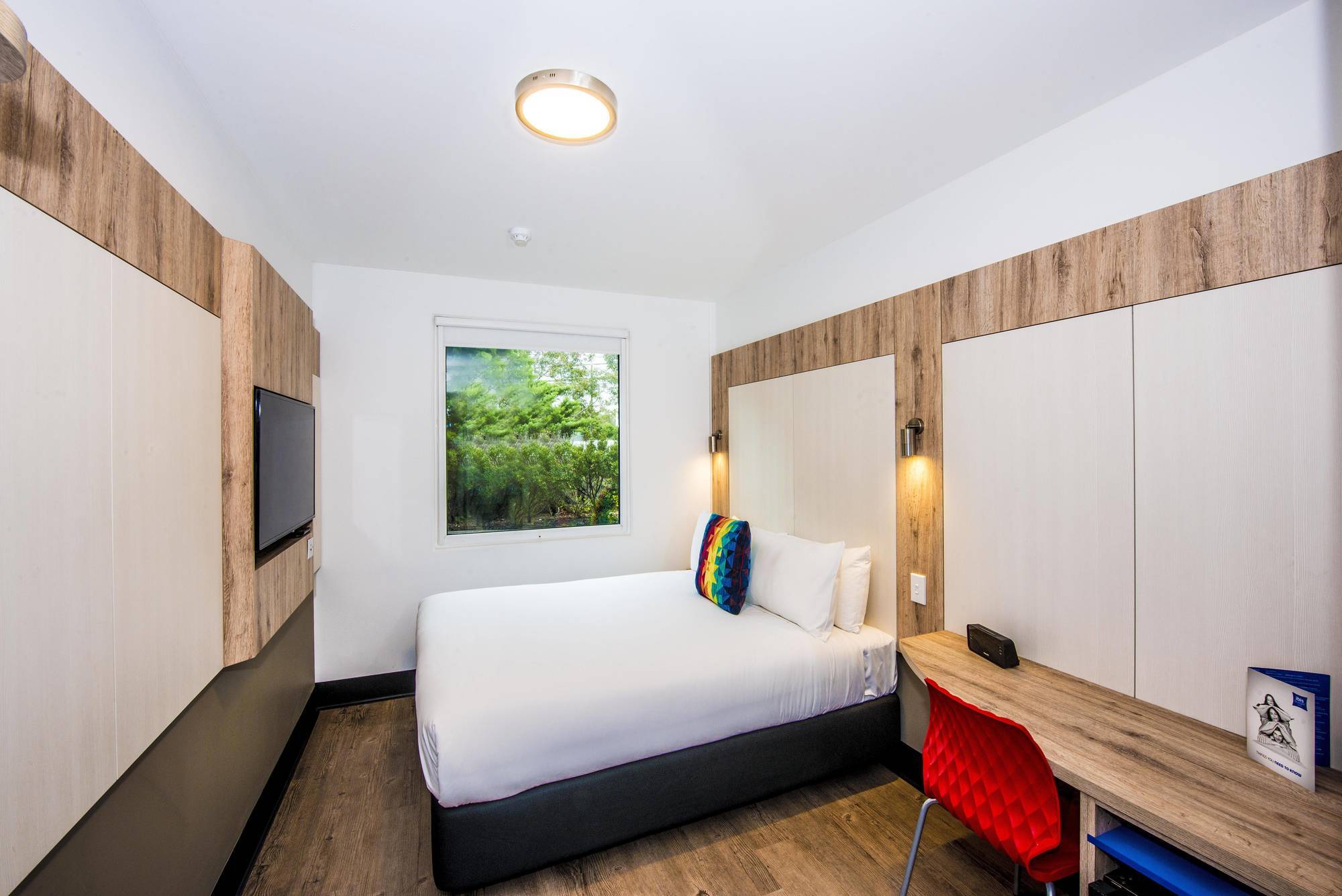 Ibis Budget Airport 3*