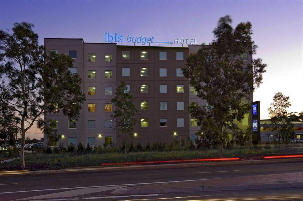 Ibis Budget Airport 3*