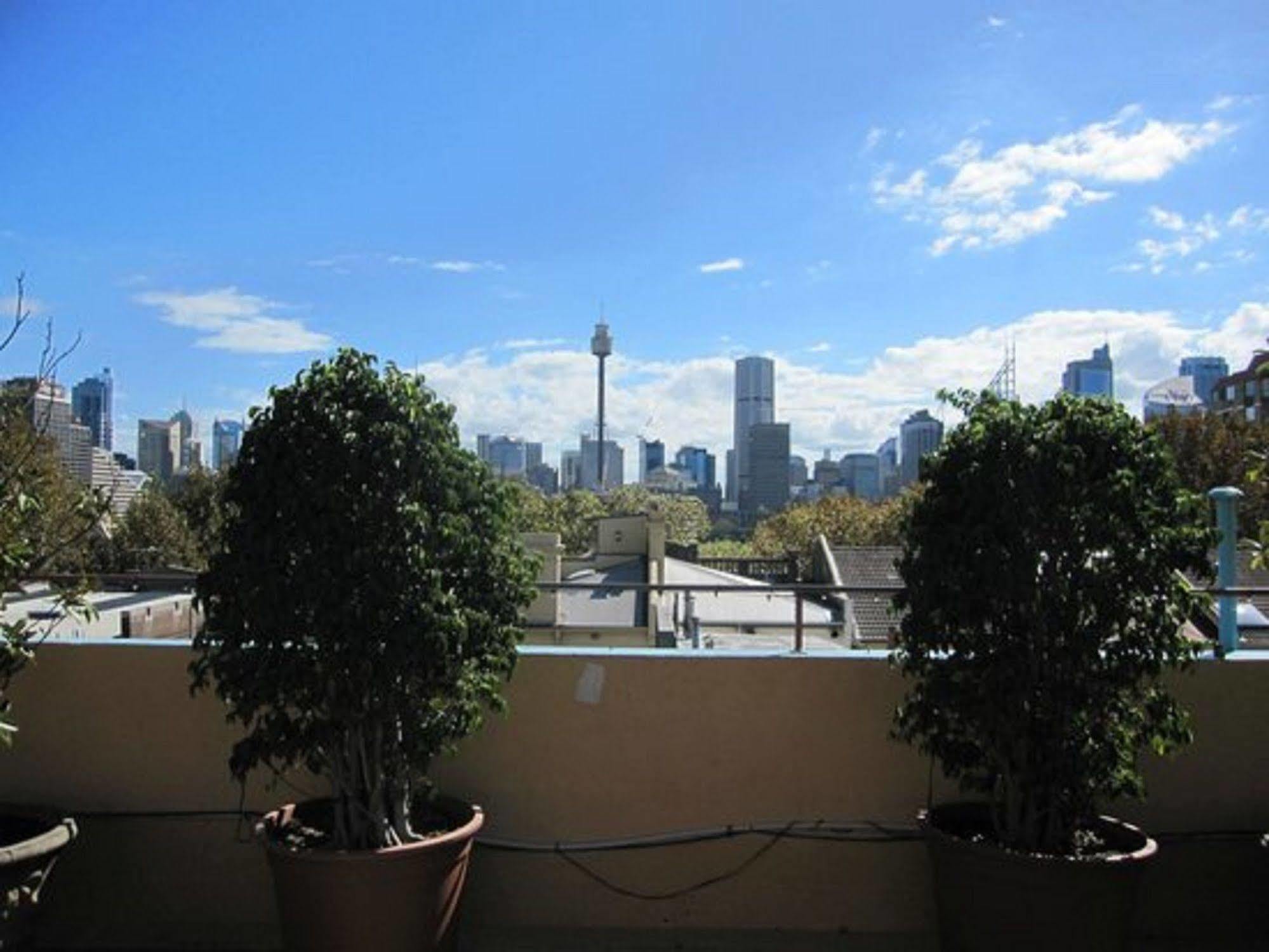 The Village Kings Cross Albergue Sidney