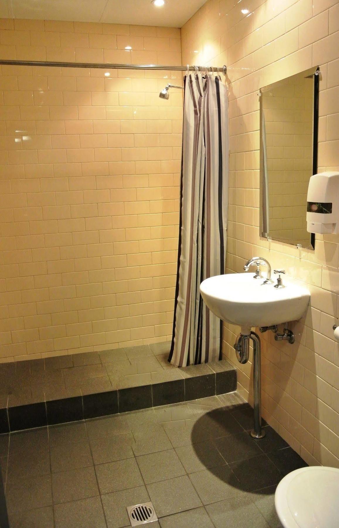 Jackaroo Hostel
