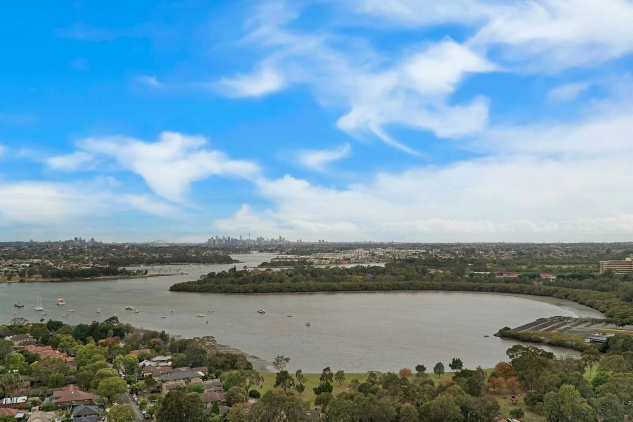Cozy With Water View Plus Winter Garden Apartment