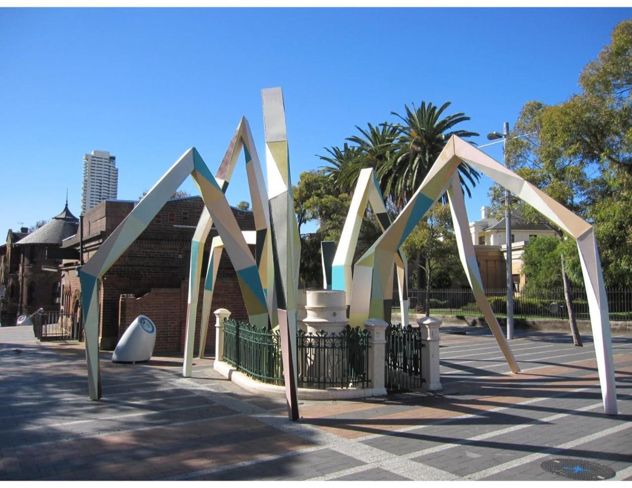 Striking And Super Convenient Studio With Balcony Apartment Sydney