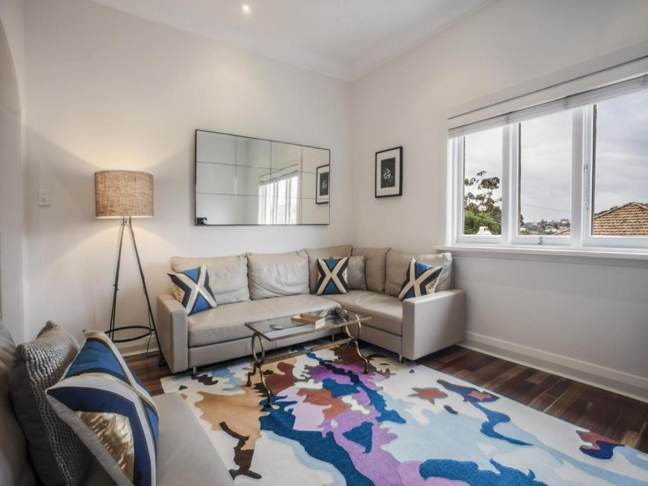 Woollahra Roslyndale Ave *