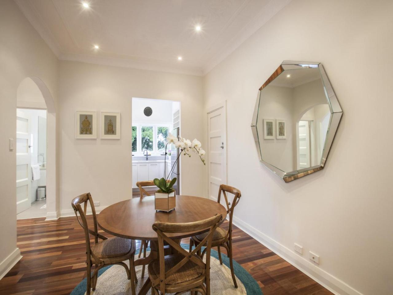Woollahra Roslyndale Ave Sydney