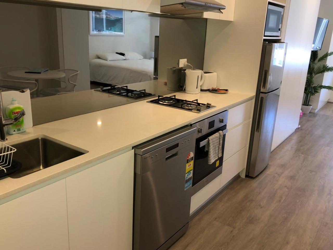 Bondi King 2 * Sydney
