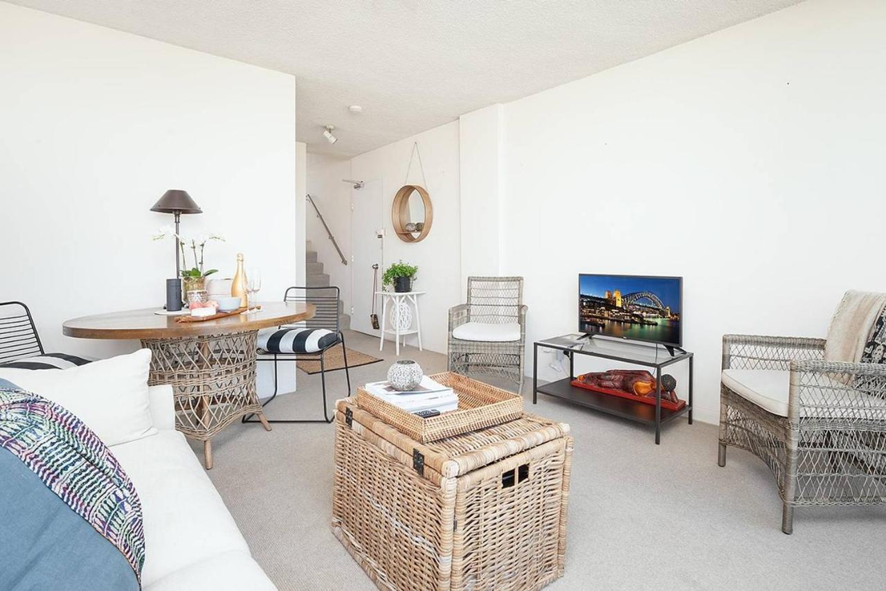 With A View With Pool And Roof Terrace Garden Apartment Sydney