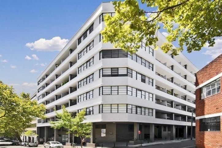 Apartment At Cooper St Sydney