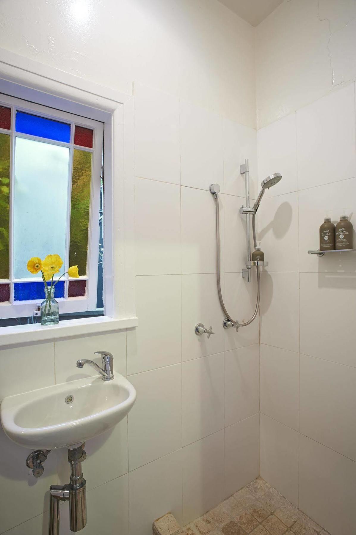 Bondi House 3*