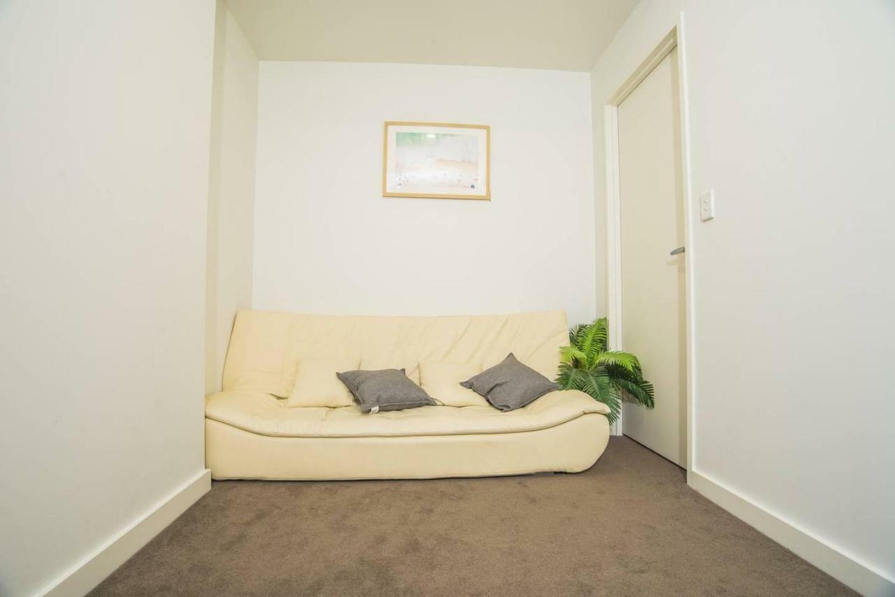 Cozy One Bed Closes To Airport In Arncliffe * Sydney