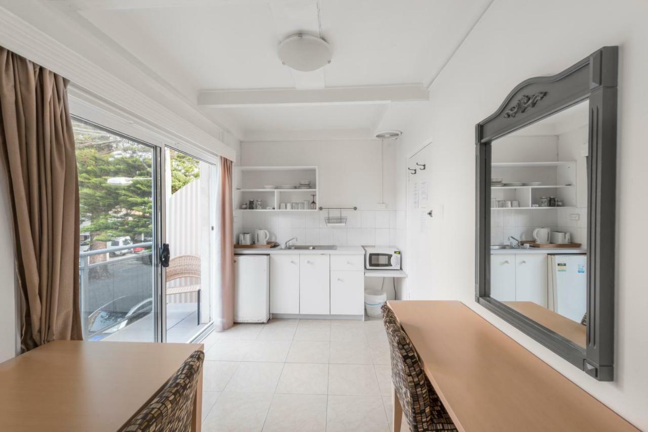 Manly Waves Motel