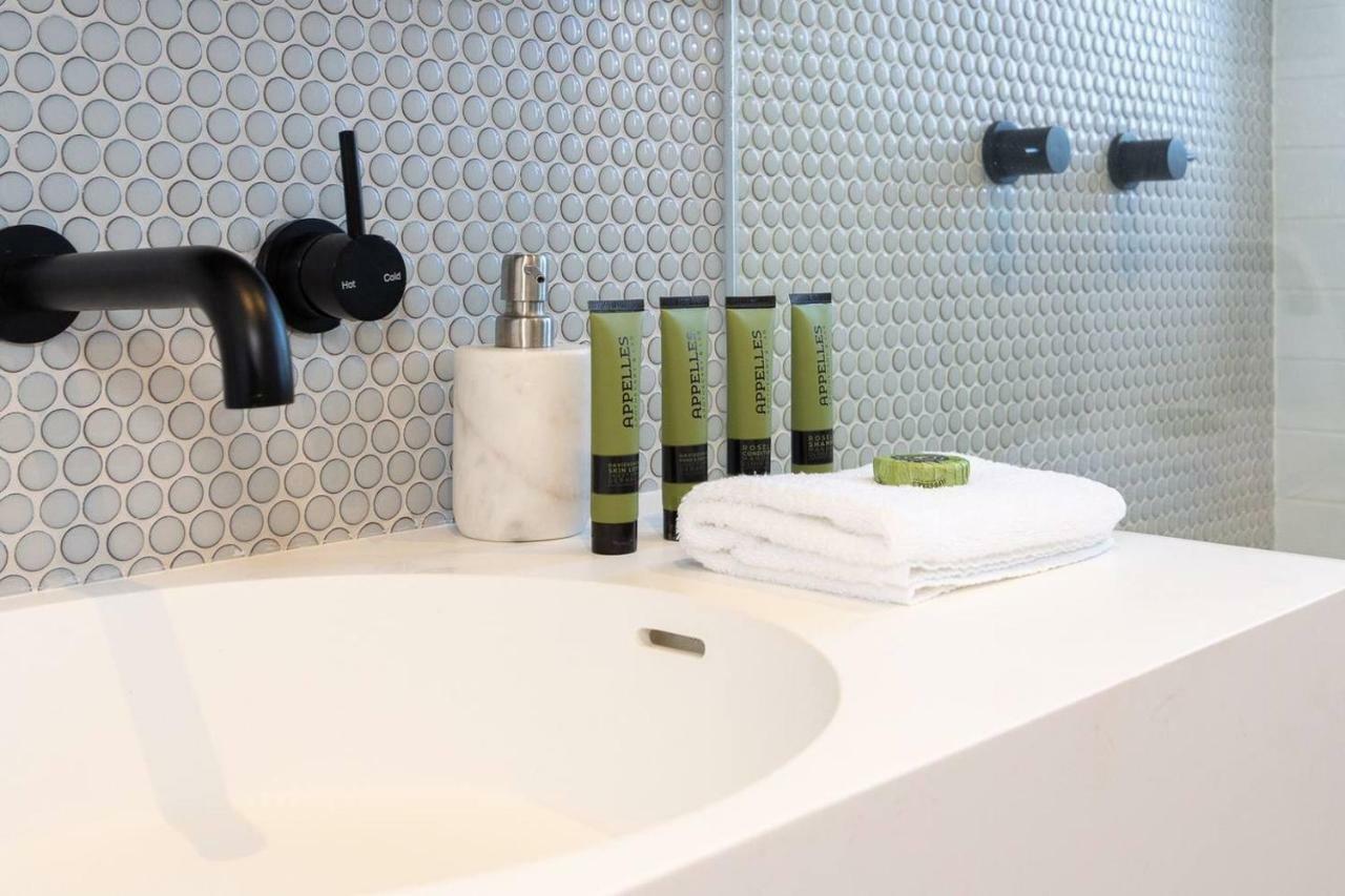 Apartment Bondi Breeze-hosted By:l'abode Sydney