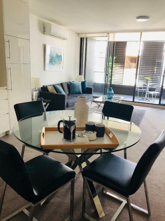 Wyndel Neutral Bay - The Mint Apartment *