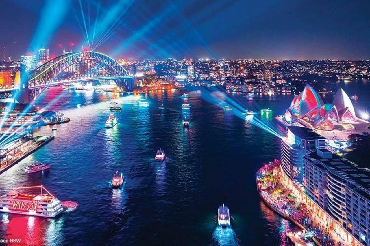 Stunning 5 Sidney