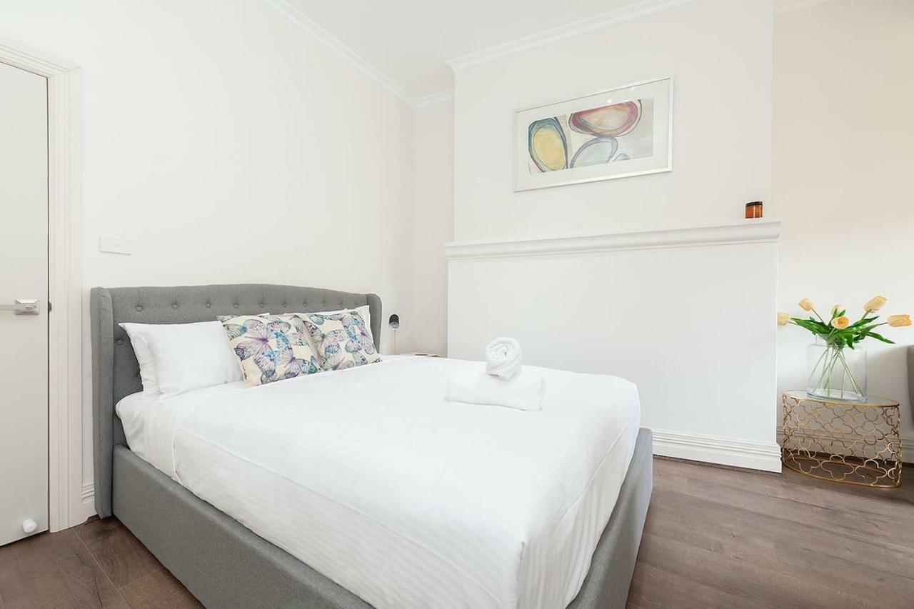 Apartment Stunning 9 Sydney