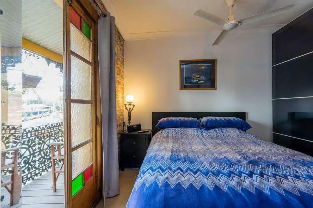 2 Bed Renovated Terrace - Erskinville Holiday home *