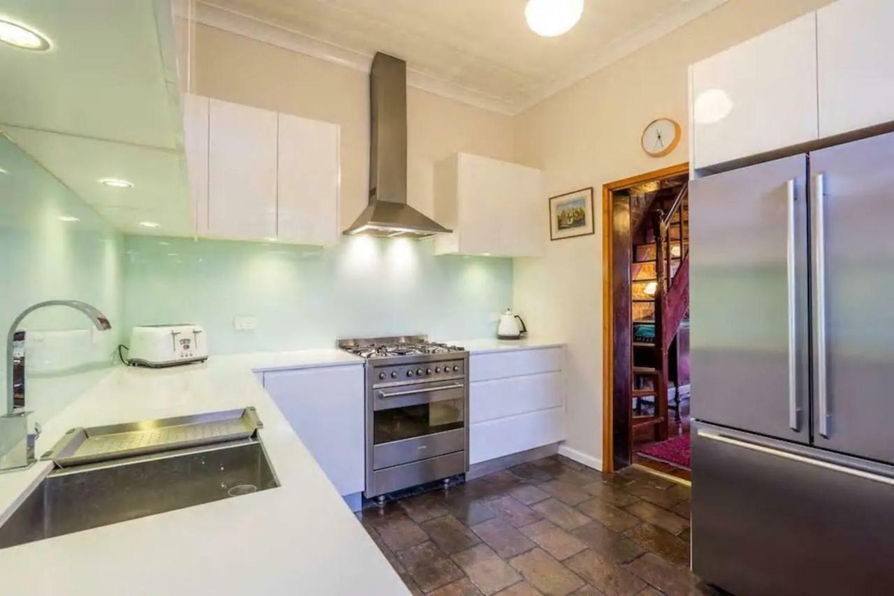 2 Bed Renovated Terrace - Erskinville Sydney